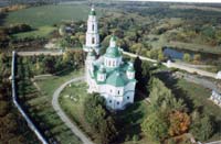 Мгарский Спасо-Преображенский монастырь (17 в.). Фото П. А. Кожемякина.